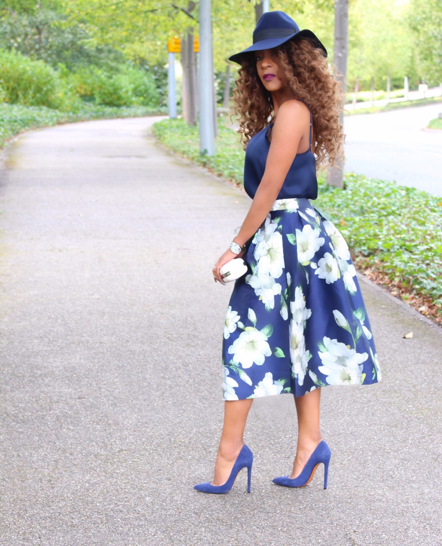 Lauren Marinis navy Gilda shoes